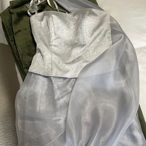 Formal David’s Bridal dress. Wedding, homecoming, cocktail party.